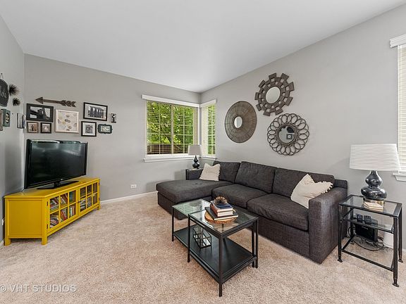 2nd image of 1520 N Waterbury Cir #1520