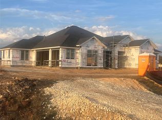 2869 Honeywood Dr, Leander, TX 78641