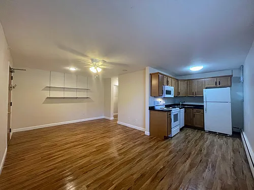 405 6th Ave SE #124 Photo 1