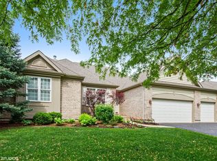 1193 Ridgewood Cir, Lake In The Hills, IL 60156