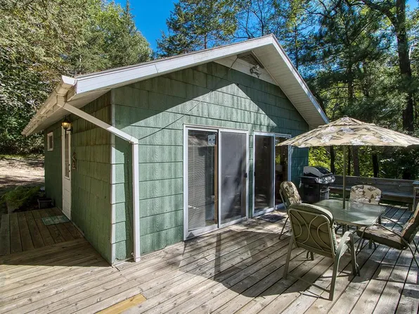 W11753 Lake St, Merrimac, WI 53561