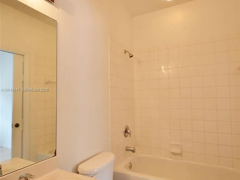 6059 SW 19th Ct #6059 — Photo 7