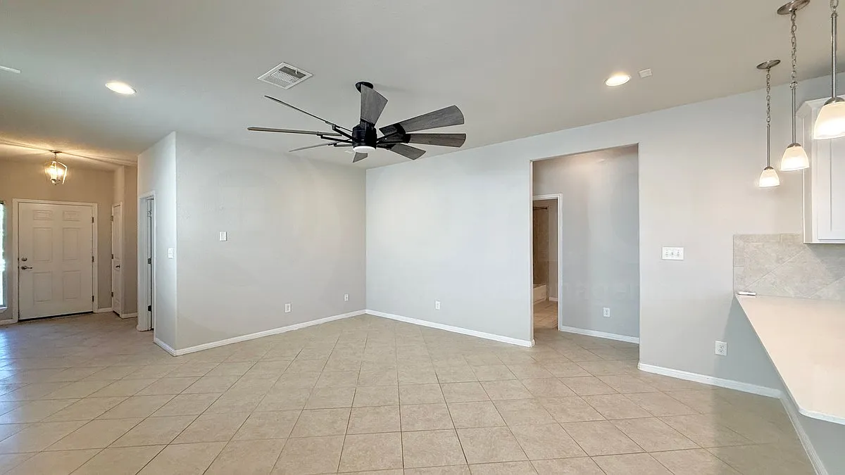 3 bed, 2.0 bath, 1455 sqft, $1,850 — Photo 4