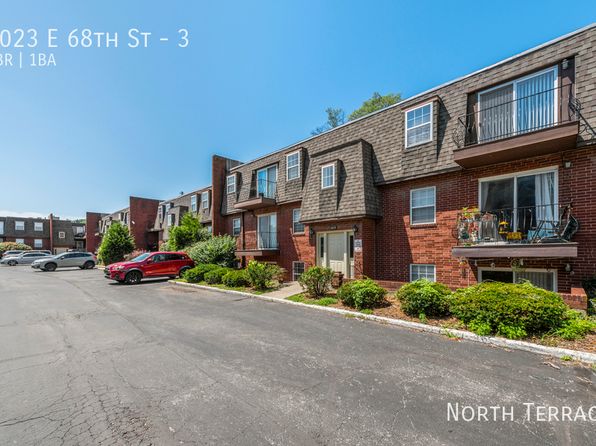 1023 E 68th St #3
