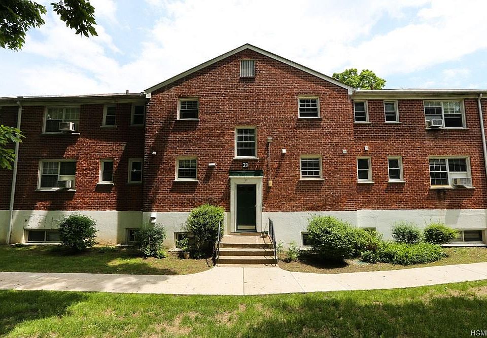 1st image of 39 Fieldstone Dr APT F2