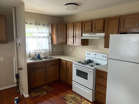 2nd image of 4141 Lobata Pl