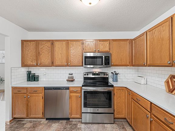 5th image of 7639 Nicholas Way