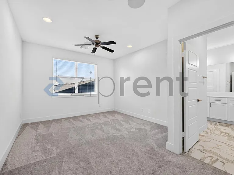 1733 W Cantey St — Photo 22