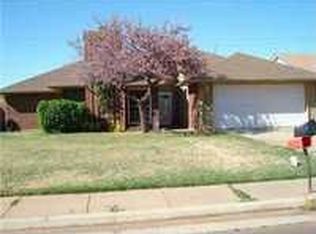 2101 Silvertree Ln, Edmond, OK 73013