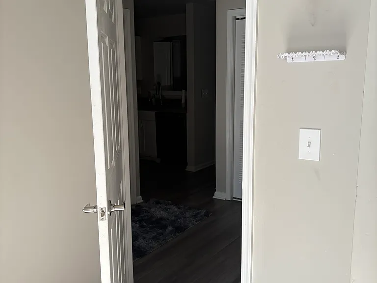 30 River Chase Dr #9 — Photo 3