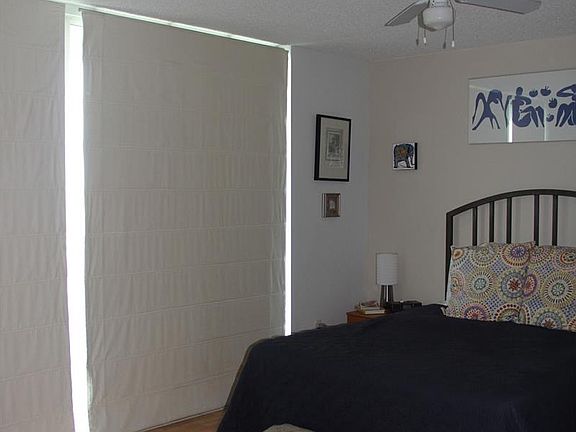 5th image of 5900 Collins Ave #2121
