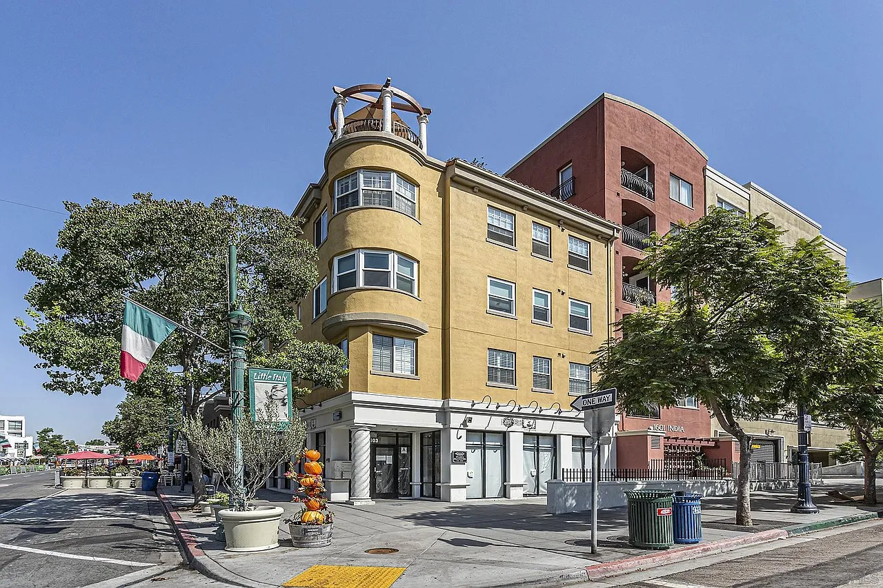 1601 India St — Photo 1