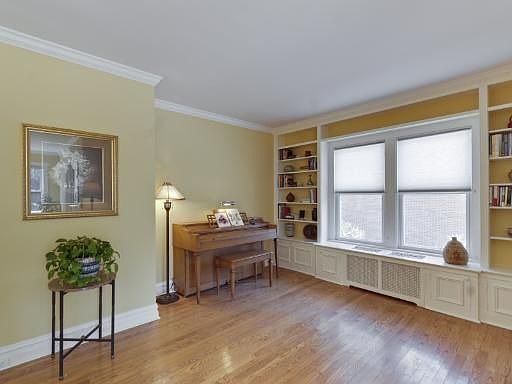 5th image of 1808 Wilmette Ave