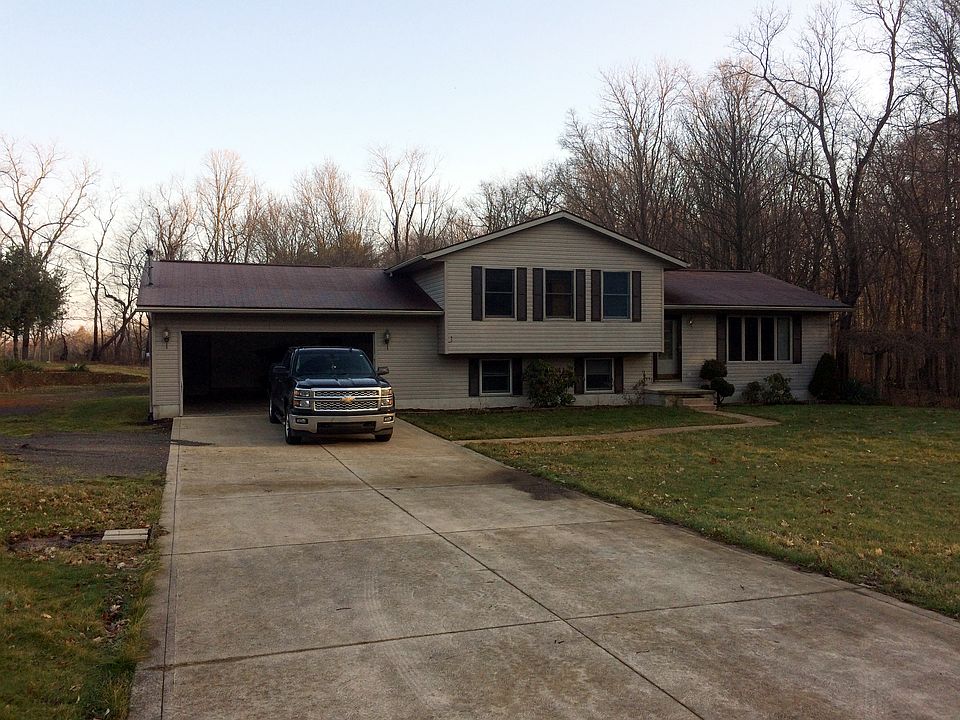 1525 Galaxy Ct.