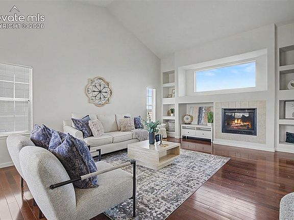 5th image of 6952 Cobblecreek Dr