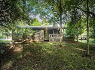 1154 Airpark Dr, Central City, PA 15926