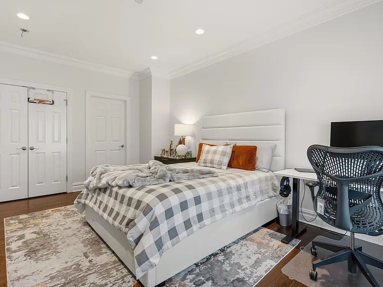 605 Heights Ln — Photo 37