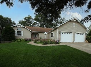 22850 S Anna Dr, Channahon, IL 60410