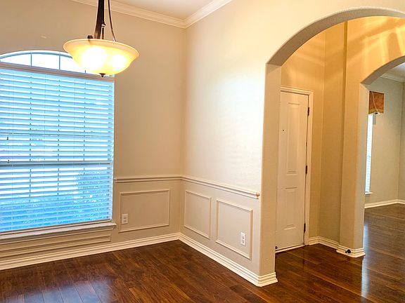 5th image of 1804 Lake Texoma Cir