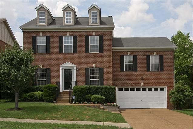 1st image of 222 Wisteria Dr