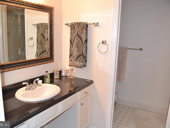 5th image of 9539 Quail Hollow Dr APT 305