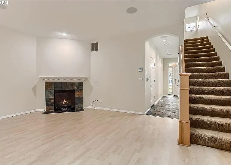 2498 NW 168th Pl — Photo 9