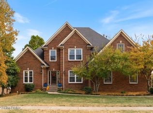 1513 Crosstimbers Dr, Louisville, KY 40245