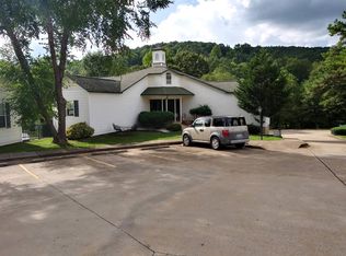 609 W Court St #7, Jasper, AR 72641