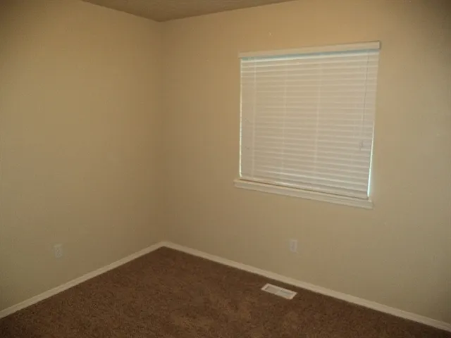 1330 N Andrew Dr — Photo 12