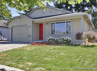 384 NW 23rd Ct, Gresham, OR 97030