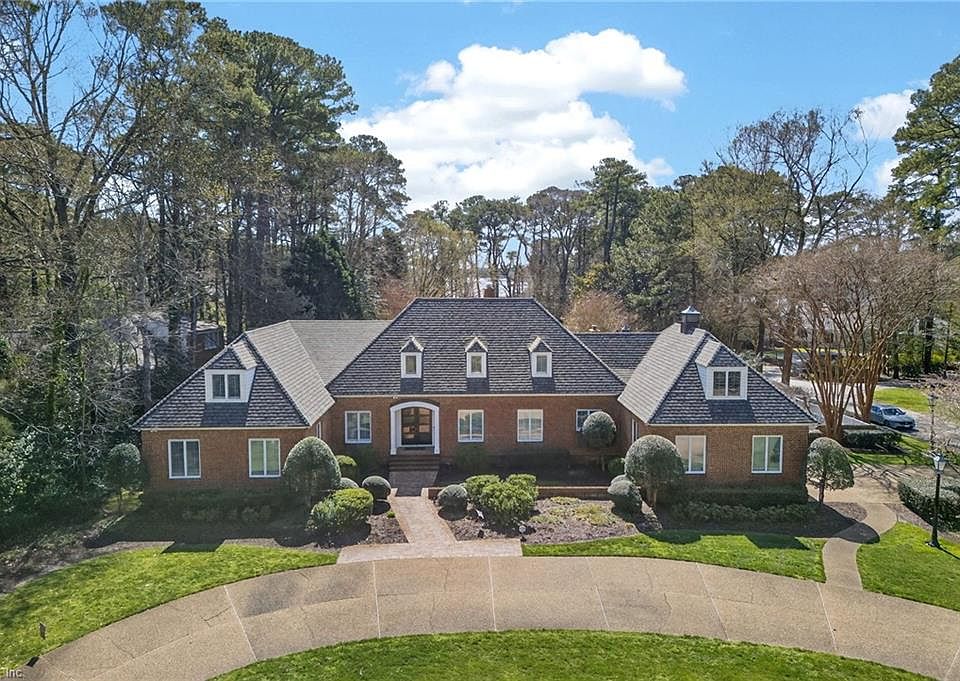 1st image of 1613 Duke Of Windsor Rd