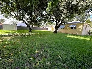 Palmetto Dr — Photo 35