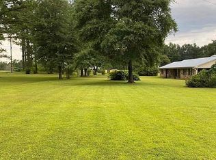 6593 Causeyville Clarke Rd, Meridian, MS 39301