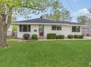2517 Fairway Dr, Joliet, IL 60435