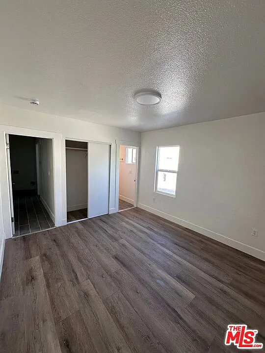 3 bed, 2.0 bath, 1065 sqft, $3,999 — Photo 3