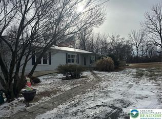 1157 Blue Barn Rd, Allentown, PA 18104