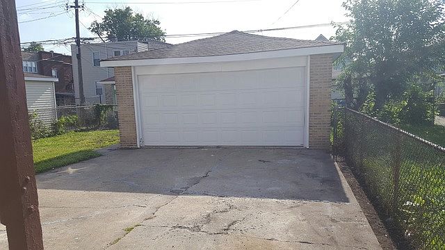 2nd image of 8341 S Ada St