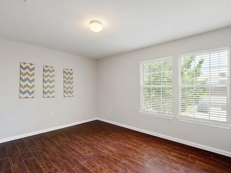 5713 Abby Ann Ln — Photo 16
