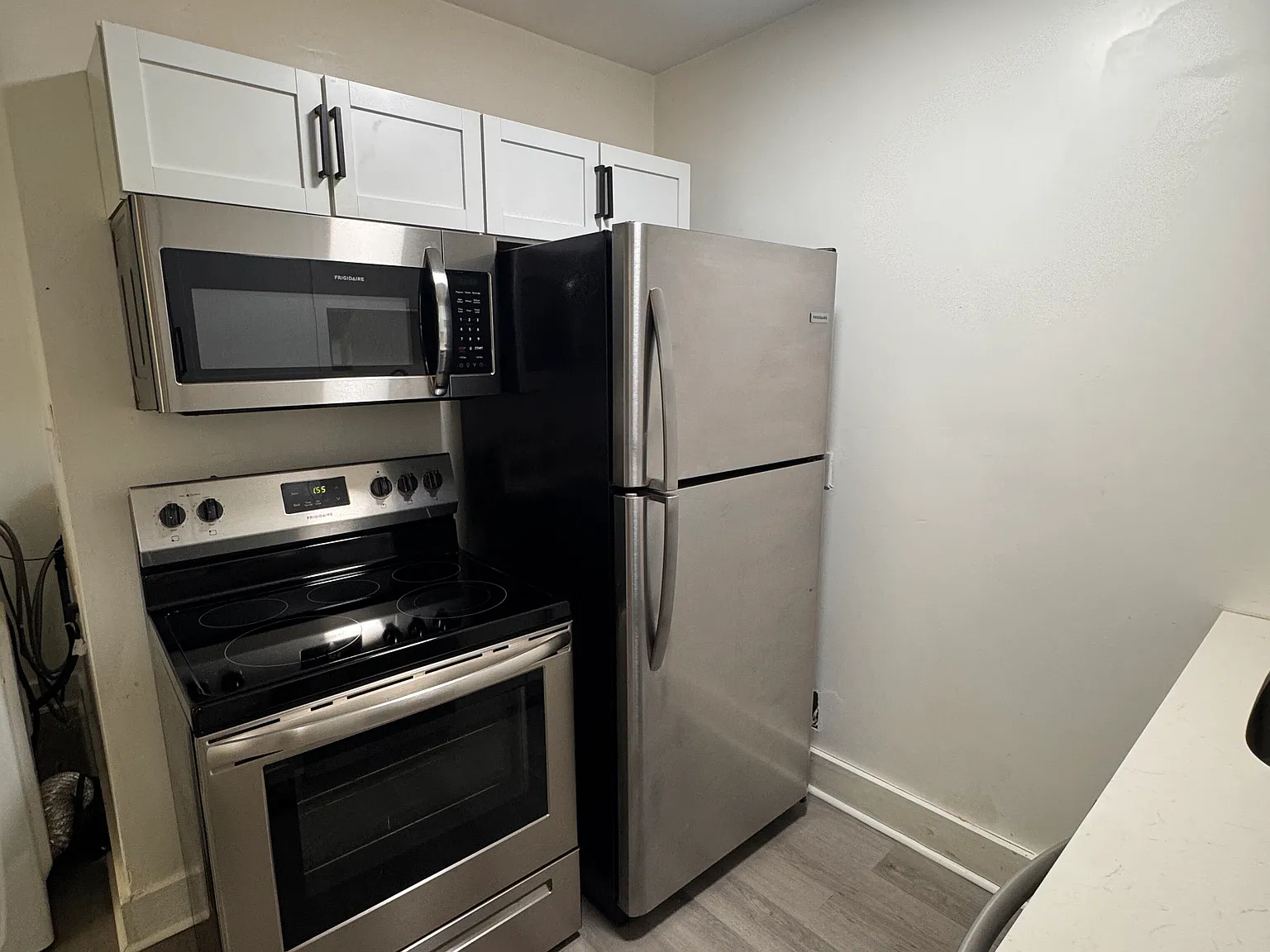 1 bed, 6000 sqft, $1,600 — Photo 1