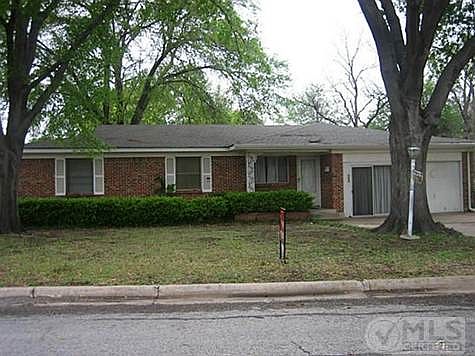 1st image of 2021 Robinwood Dr