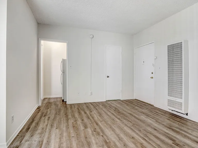 1705 Purdue Ave in West LA - near Sawtelle restaurants — Photo 7