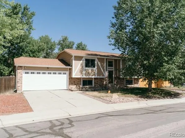 11765 Ash Dr, Thornton, CO 80233
