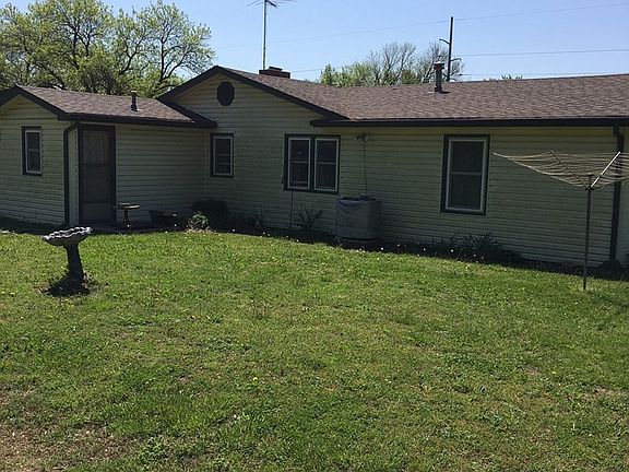2nd image of 490 E 520th Ave