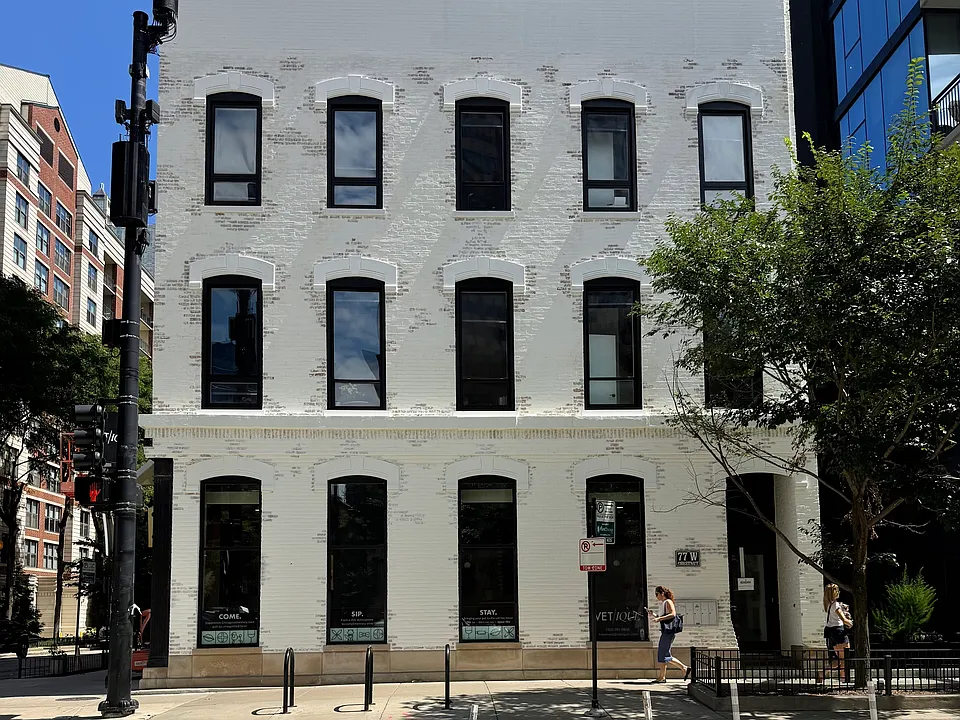 77 W Chestnut St #3B
