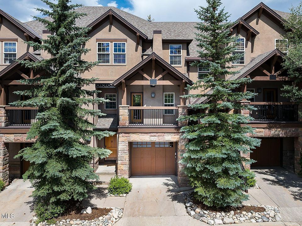 1st image of 208 Red Quill Way