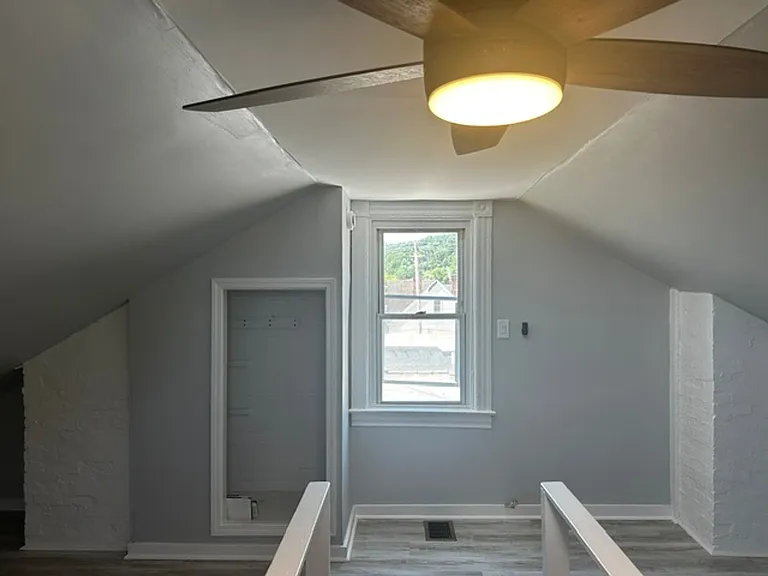 1811 Jancey St — Photo 19