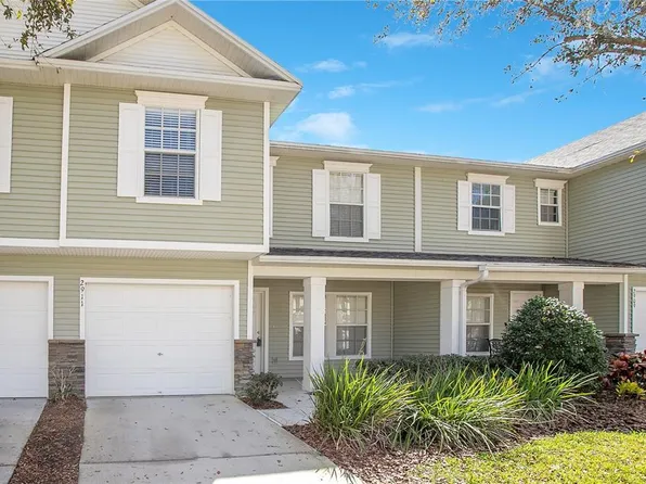 2911 Bear Oak Dr, Valrico, FL 33594