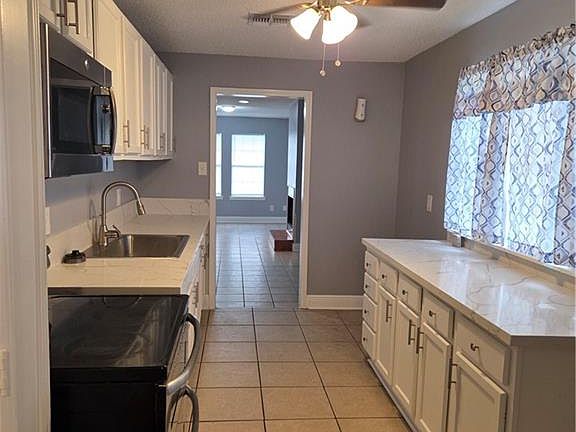 3rd image of 4530 Louisa Dr