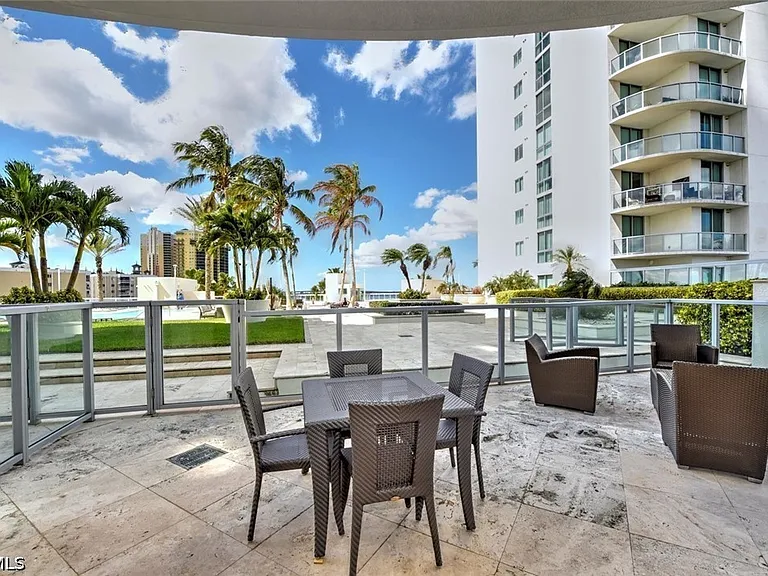 3000 Oasis Grand Blvd #407 — Photo 9