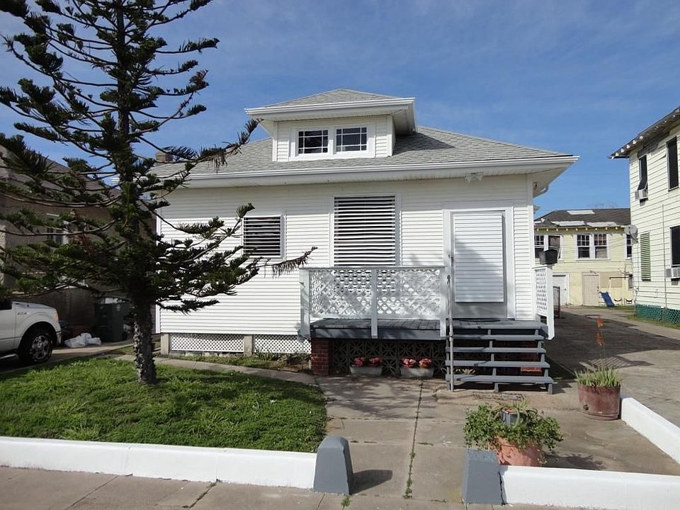 1st image of 3114 Avenue Q